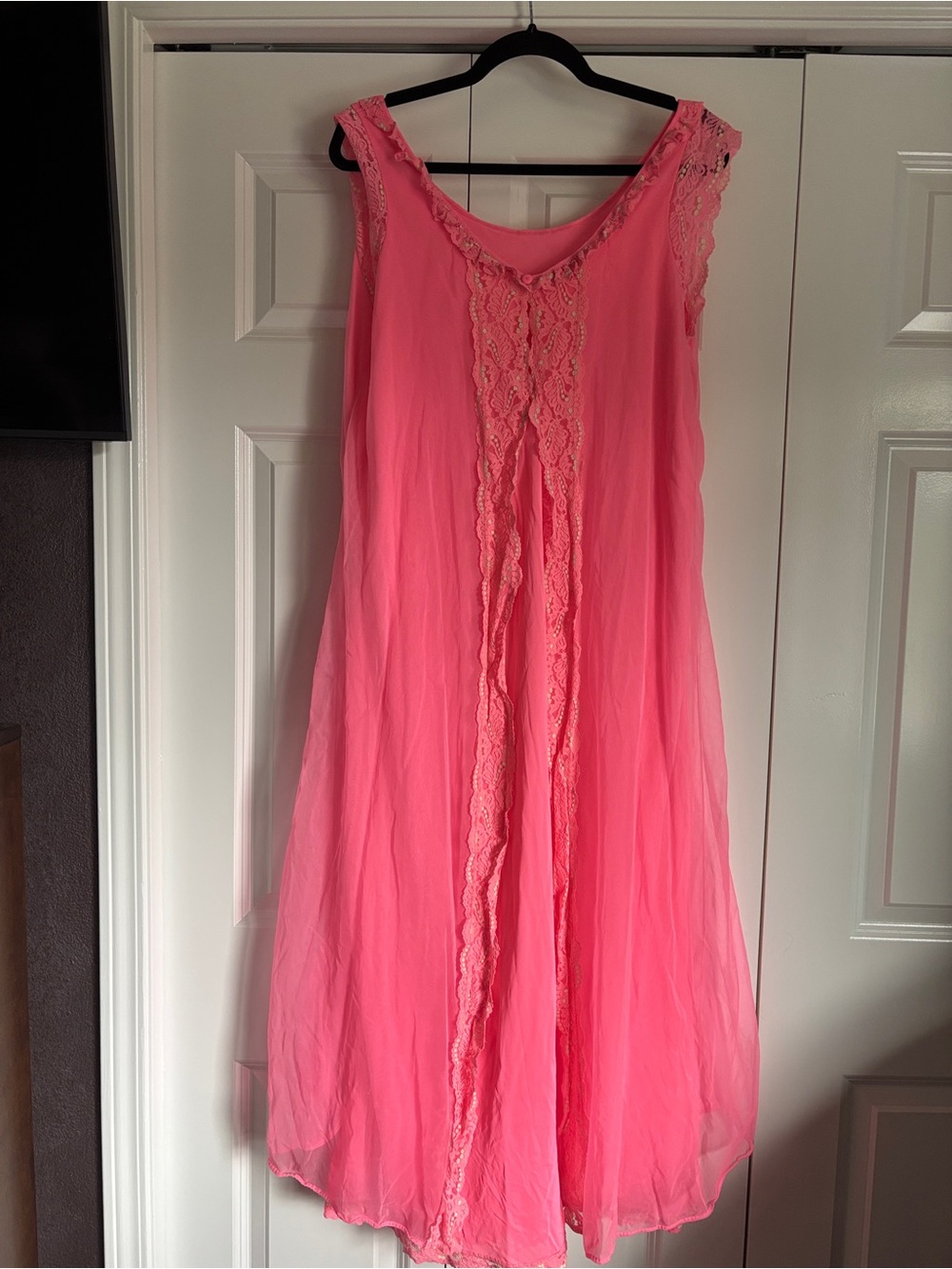 70s Pink Lace-Trim Sleep Chemise Nightgown